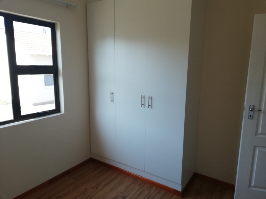 2 Bedroom Property for Sale in Cove Rock Eastern Cape